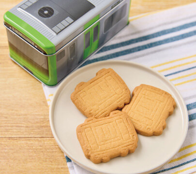 再登場、大人も子どもも集めたくなる！JRトレインくんサブレ缶（E235系