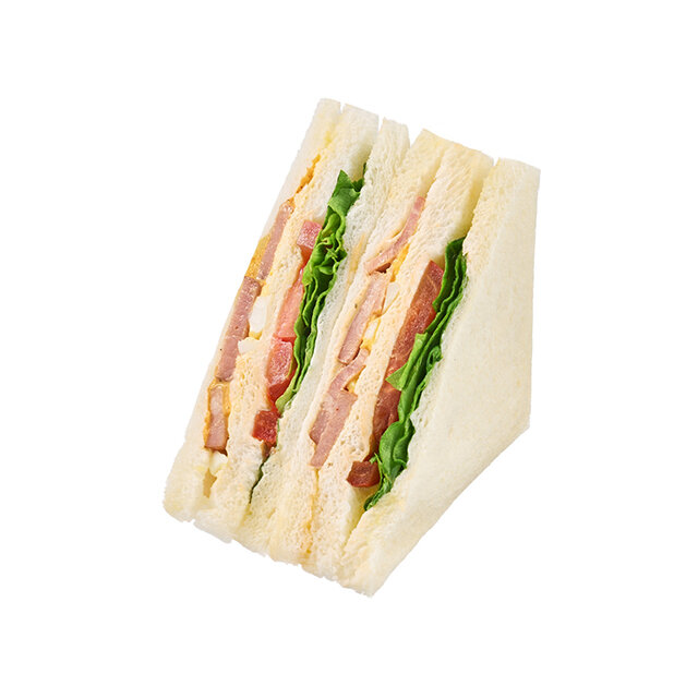 厚切りベーコンのB.L.T.サンド