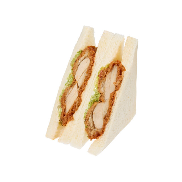 チキンカツサンド（ピリ辛トマト風味ソース）