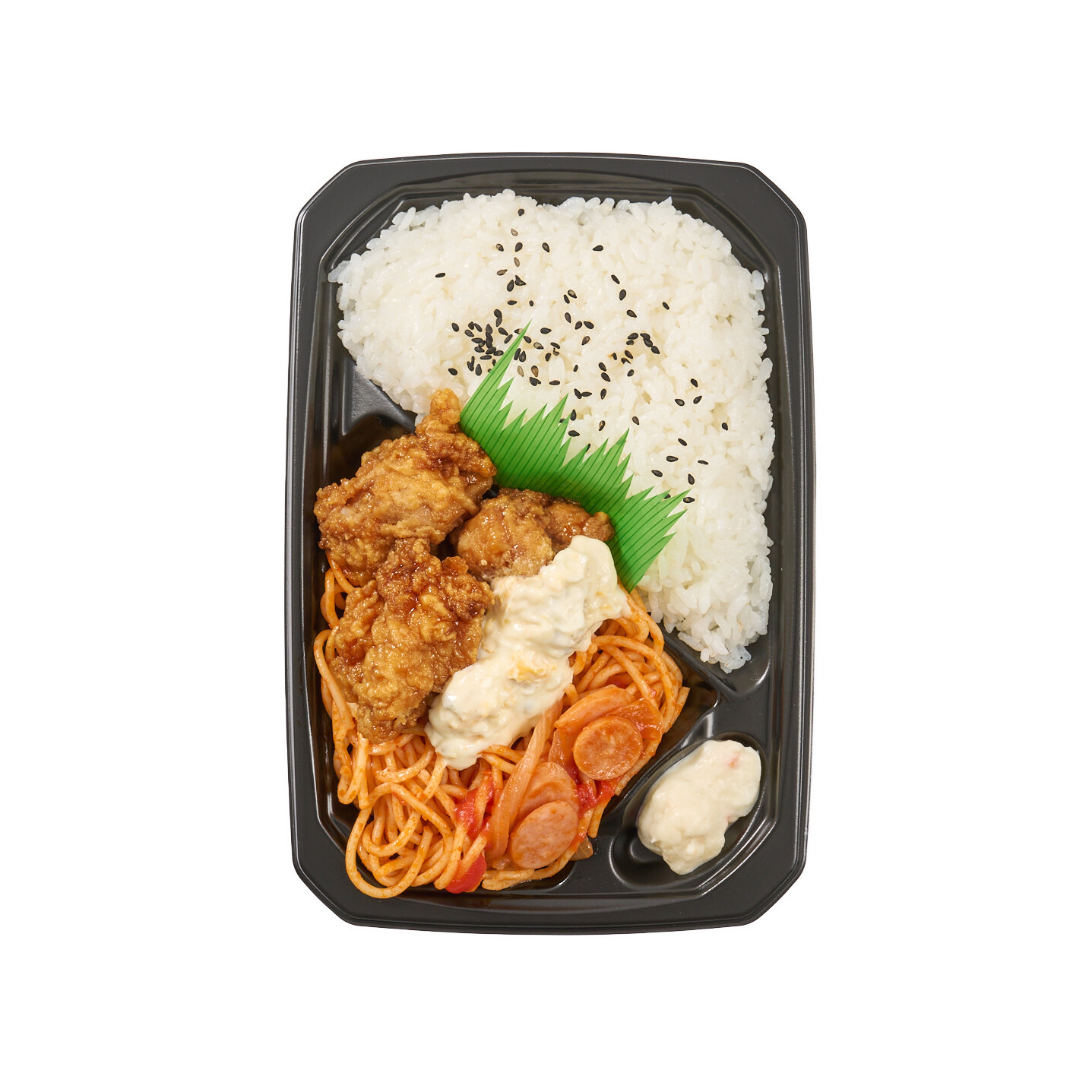 ボリューム満点！チキン南蛮＆ナポリタン弁当