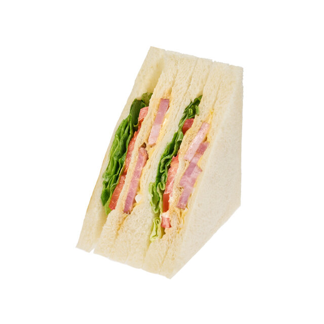 厚切りベーコンのB.L.T.サンド