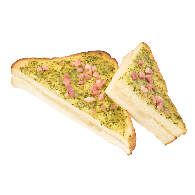 バジル香る ジェノベーゼトースト