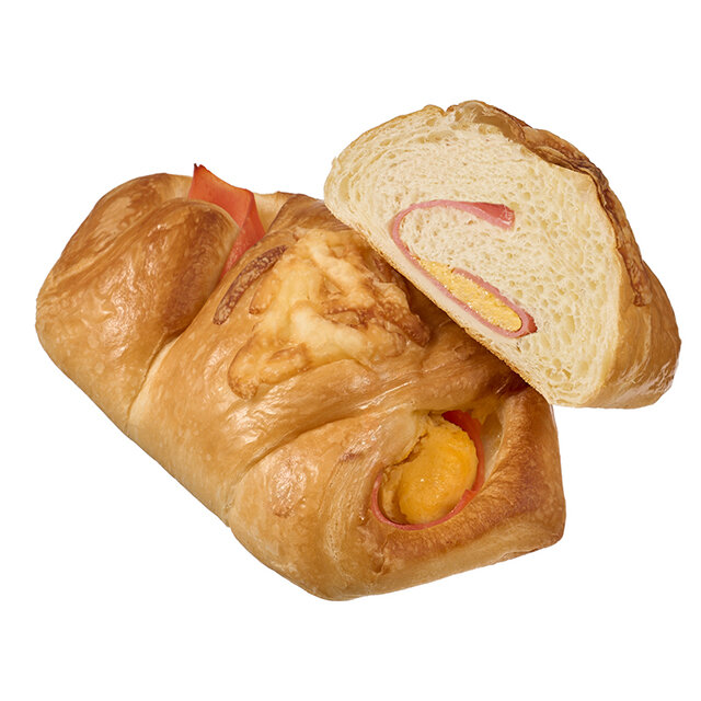 朝食ハムエッグクロワッサン