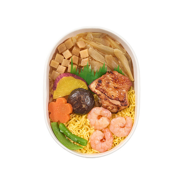 海老と炙り鶏の釜めし風わっぱ弁当