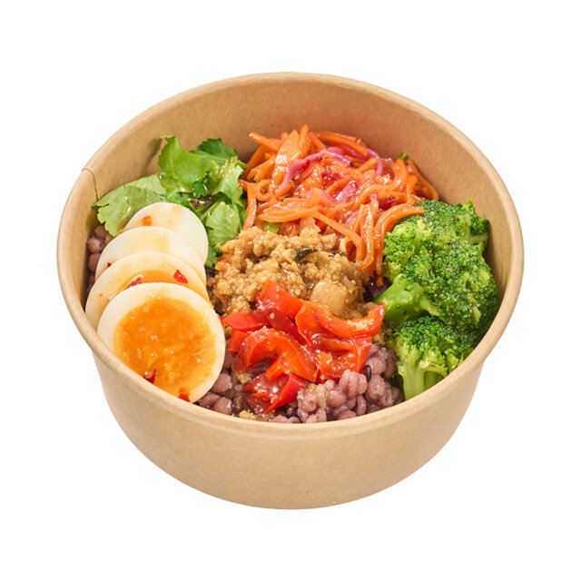 1/3日分緑黄色野菜！ガパオライス風サラダボウル