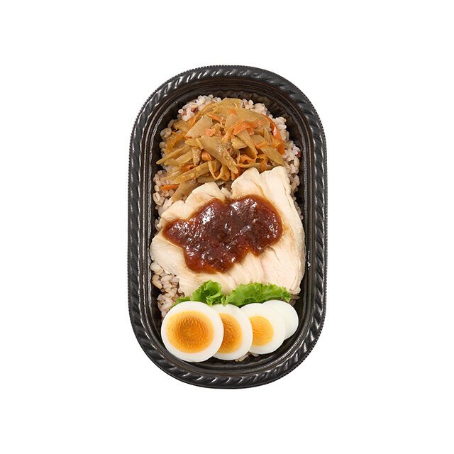 たんぱく質が摂れる！低温調理チキン弁当（生姜ソース）
