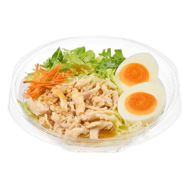 たんぱく質が摂れる！鶏むね肉のサラダ